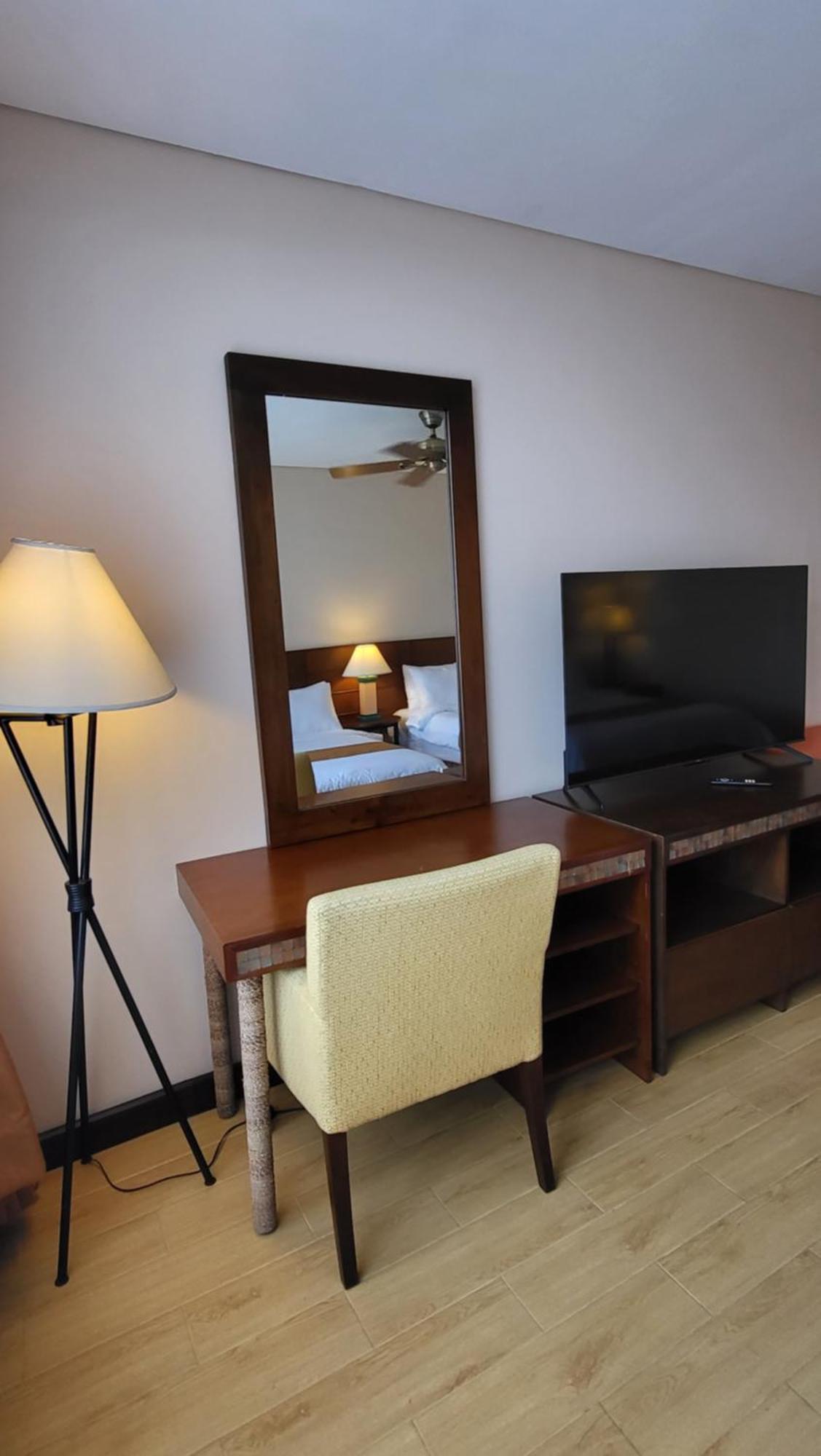 Lodge Serene Mountain View,privately Owned Superior At The Forest By Mist And Pine Baguio City